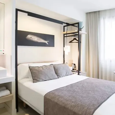 Denit Hotell