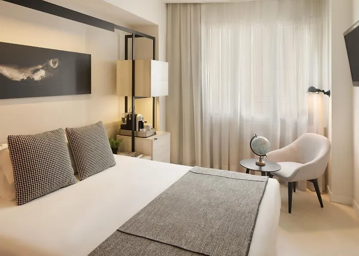 Ξενοδοχείο Denit 3*