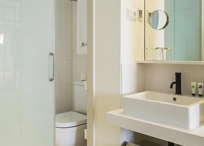 Ξενοδοχείο Denit