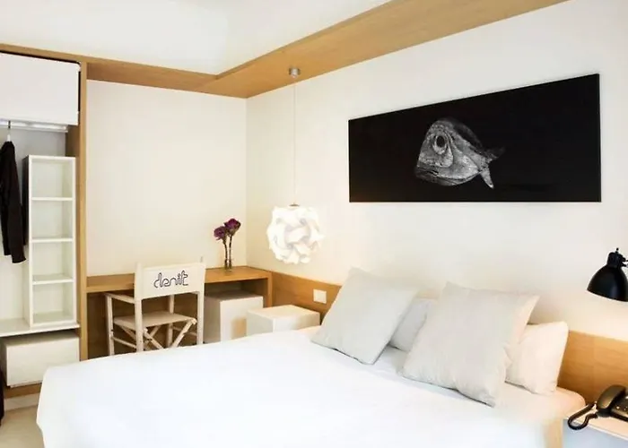 Ξενοδοχείο Denit