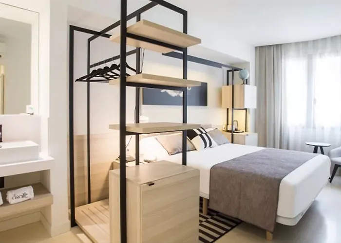 Denit Ξενοδοχείο