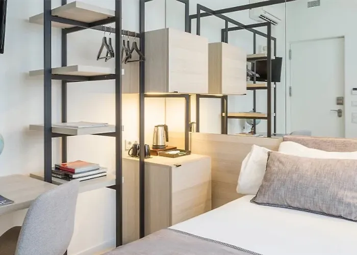 Ξενοδοχείο Denit 3*