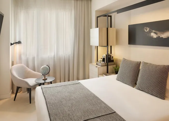 デニット ホテル 3*