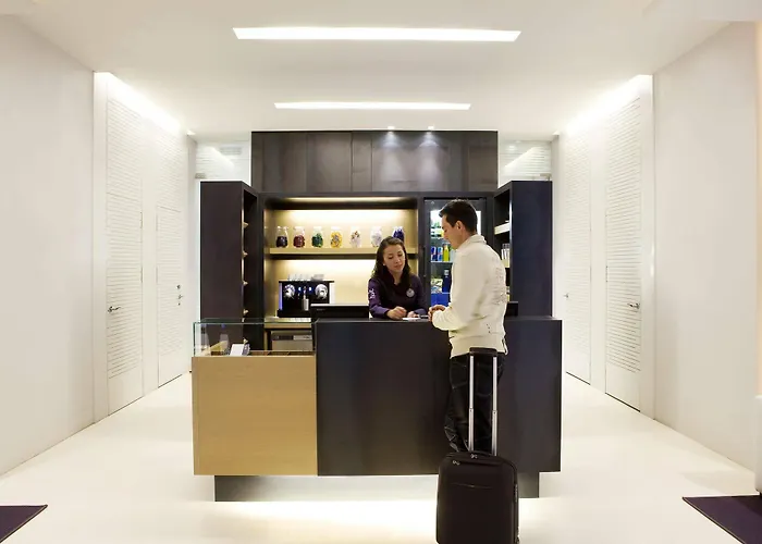 デニット ホテル